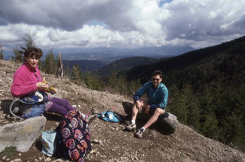 1995-04 Tiger Mtn Julie Ellwood Ben Smith.jpg